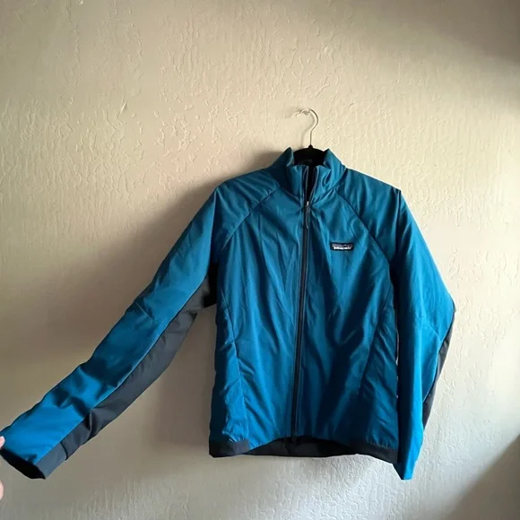 Patagonia Women's Thermal Airshed Jacket NWT